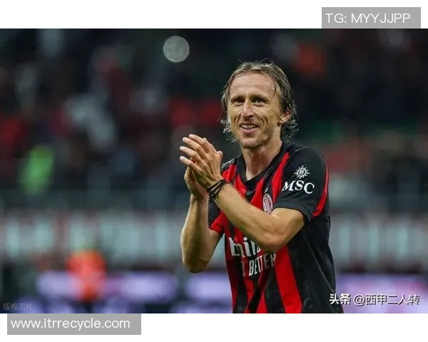 足球明星中谁的钢琴演奏最为出色引发球迷热议