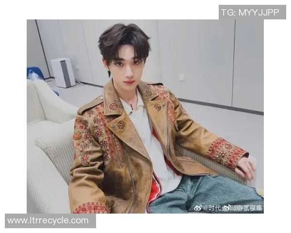 丁程鑫热爱足球明星的背后故事与他的偶像之路 丁程鑫热爱足球明星的背后故事与他的偶像之路