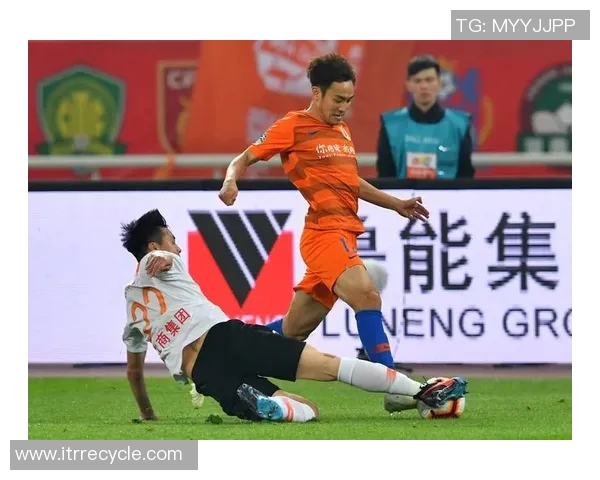 山东鲁能迎战武汉卓尔激战中超赛场争夺荣耀与未来 山东鲁能迎战武汉卓尔激战中超赛场争夺荣耀与未来