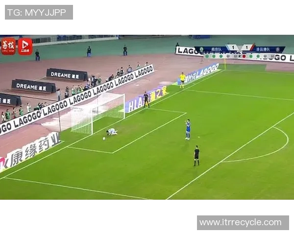 巴萨与巴黎点球大战回顾:激情与悬念交织的经典对决