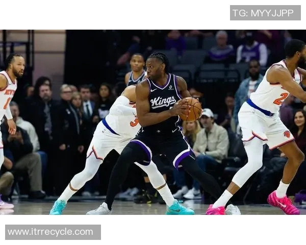 快船与尼克斯精彩对决全场录像回放及精彩瞬间分析